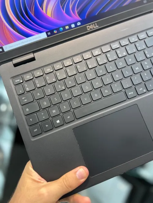 Dell Latitude 3520 FHD - i5 1135G7 - 8Go - 256Go - Intel Iris Xe Graphics 
