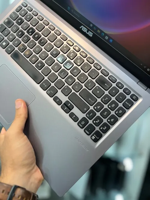 Asus Laptop 15 FHD - i5 1135G7 - 8Go - 256Go - Intel Iris Xe Graphics 