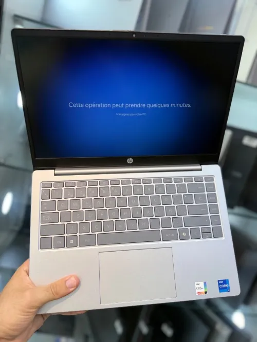HP Laptop 14s FHD - i7 1255U - 16Go Ram - 512Go SSD - Intel Iris Xe Graphics