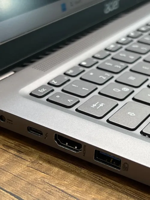 Acer Swift 3 16" FHD - i7 13620H - 16Go - 512Go - Intel Iris Xe Graphics 