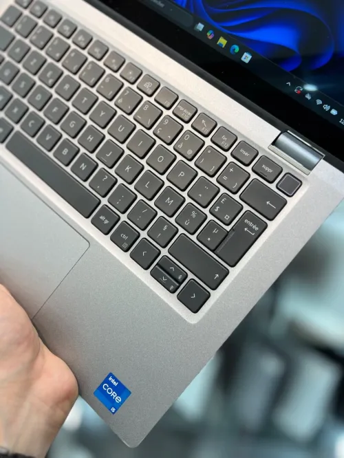 Dell Latitude 5430 2-in-1 i5 1245U - 8Go - 256Go - Intel UHD Graphics