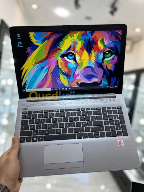 HP Laptop 15s 15.6" FHD, Intel Core i3 1005G1 - 8Gb Ram - 256Gb SSD - Intel UHD Graphics 