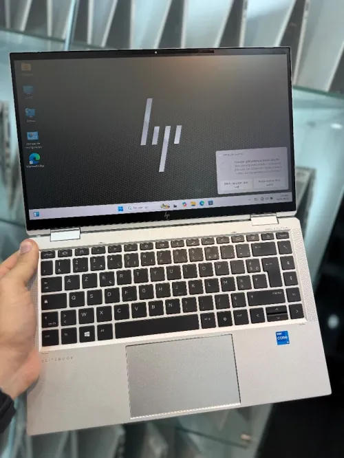 HP EliteBook 1030 X360 G8 - i5 1135G7 - 8Go - 256Go - Intel Iris Xe Graphics