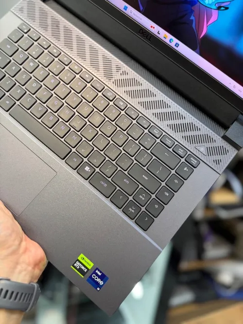 Dell G16 Gaming 2K 240 Hz - i9 13900HX - 16Go - 1To - RTX 4060 8Go