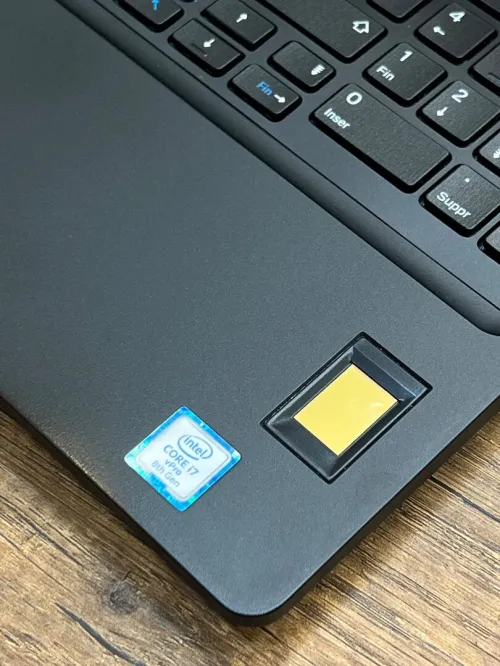 Dell Latitude 5591 - i7 8750H - 16Go - 512Go - MX 130 2Gb
