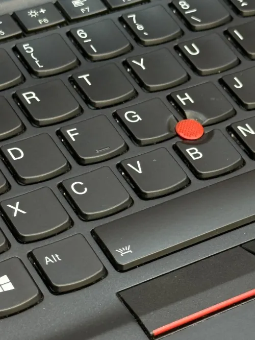 Lenovo ThinkPad T495s - Ryzen 7 Pro 3700U - 16Go - 512Go - AMD Vega 8 Graphics