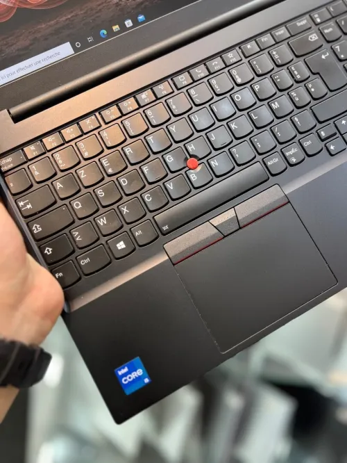 Lenovo ThinkPad E15 - i5 1135G7 - 8Go - 256Go - Intel Iris Xe Graphics 
