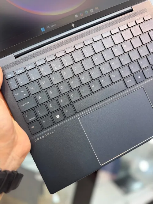 HP Dragonfly 14" FHD - i7 1255U - 16Go - 512Go - Intel Iris Xe Graphics