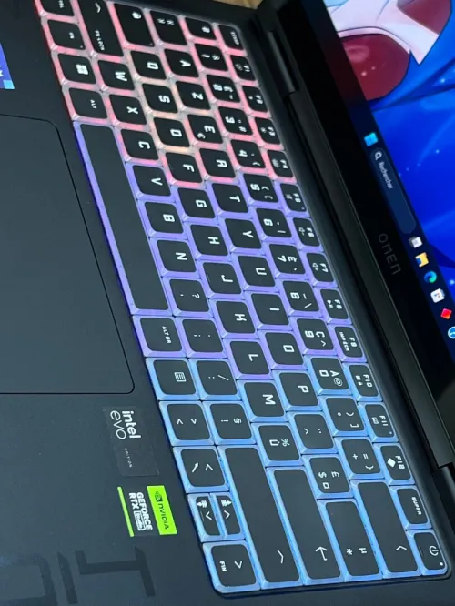 HP OMEN OLED 3K 120Hz - Ultra 7 155H - 32Gb - 1To - RTX 4060