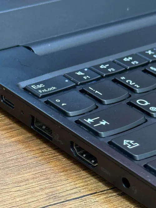 Lenovo TbinkPad E16 - Ryzen 7 7730U - 16Go - 1To SSD - AMD Radeon Graphics
