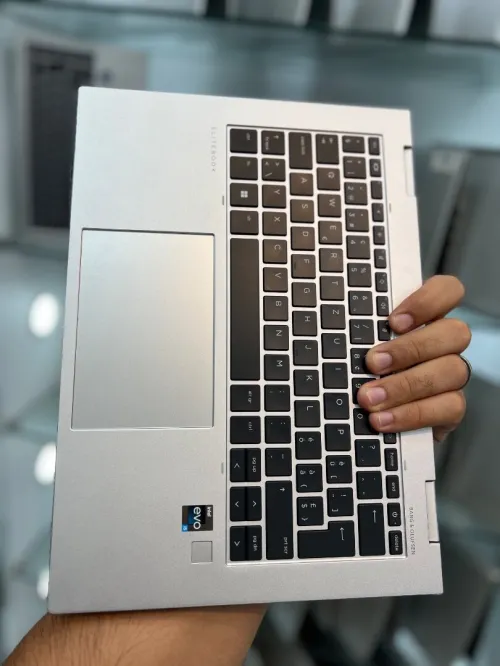HP 1040 G10 X360 - i5 1345U - 16Go - 512Go - Intel Iris Xe Graphics
