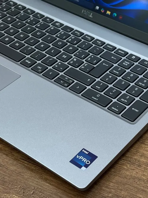 Dell Latitude 5540 FHD - i7 1365U - 32Go - 512Go - Intel UHD Graphics