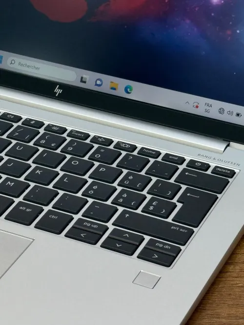 HP EliteBook 845 G9 - Ryzen 7 Pro 6850U - 16Go - 256Go - AMD Radeon 680M