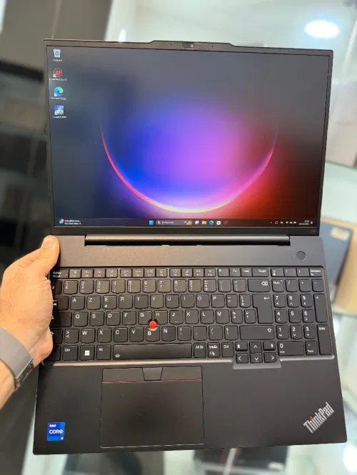 Lenovo ThinkPad E16 FHD - i7 13620H - 16Go - 512Go - Intel Iris Xe Graphics