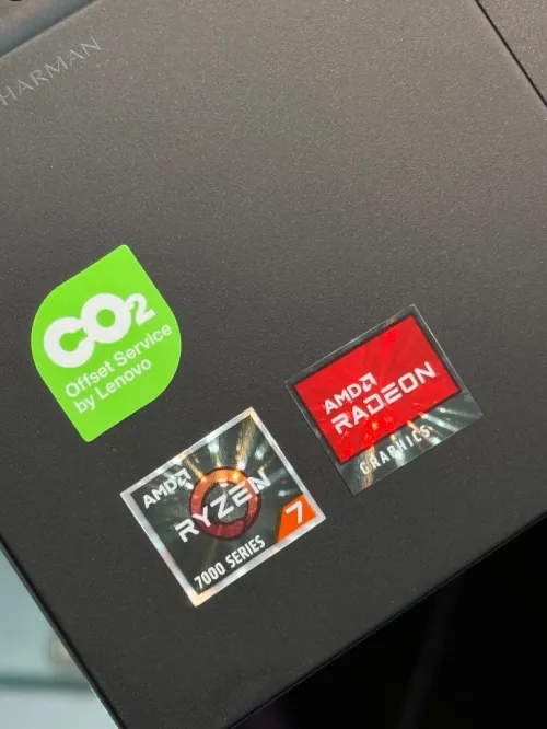 Lenovo ThinkPad E14 Ryzen 7 7735HS - 16Go - 512Go - Radeon 680M