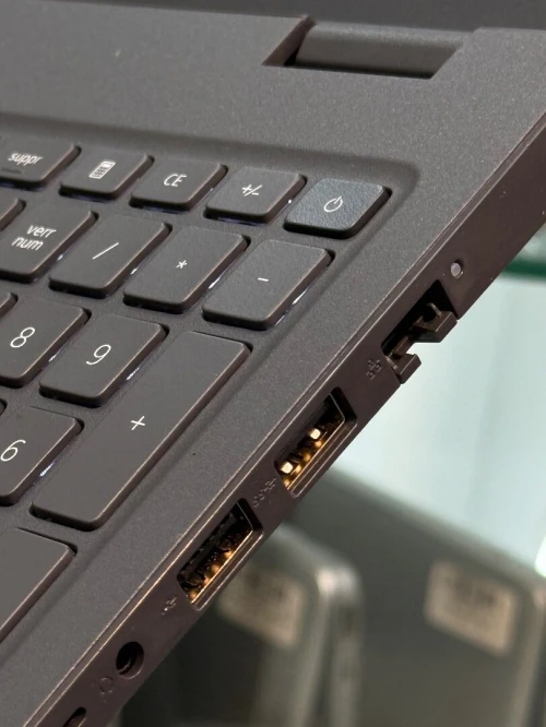Dell Latitude 3510 FHD - i5 10210U - 12Go Ram - 256Go SSD - Intel UHD Graphics