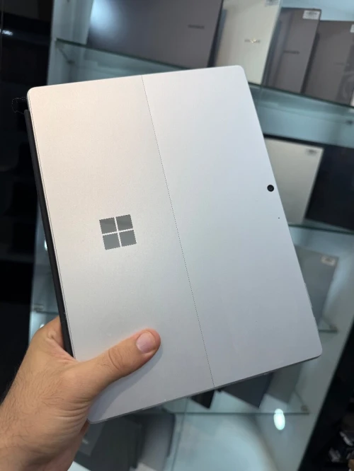 Microsoft Surface Pro 9 - i7 1255U - 16Go - 256Go - Intel Iris Xe 