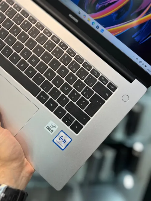 Huawei MateBook D15 - i5 10210U - 8Go - 256Go - Intel UHD Graphics