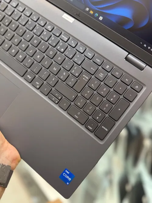 Dell Latitude 3540 FHD - i5 1335U - 16Go - 512Go - Intel UHD Graphics