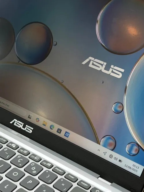 Asus Laptop 14 FHD - i5 1035G4 - 8Gb - 256Gb - Intel UHD Graphics 