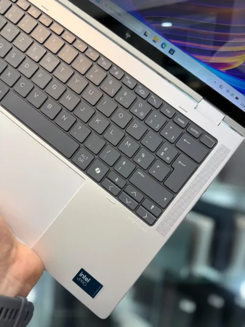 HP EliteBook 1040 G11 - Ultra 7 165H - 32Go - 512Go - Intel ARC Graphics