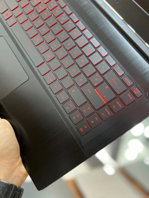 MSI KATANA GF76 15.6" FHD 144Hz - i7 11800H - 16Gb - 512Gb - Nvidia GeForce RTX 3050