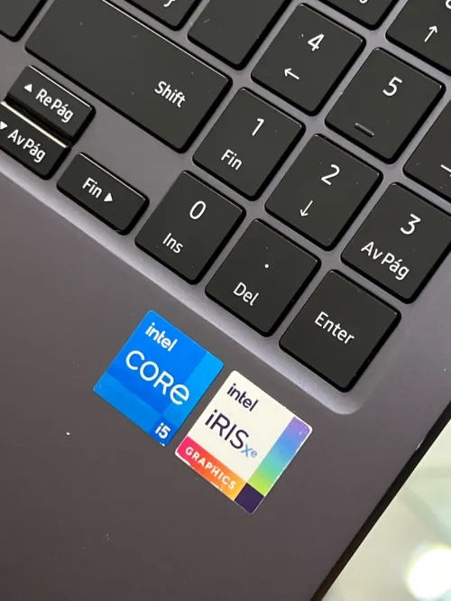 Samsung Galaxy Book FHD - i5 1335U - 8Go - 512Go - Intel Iris Xe Graphics