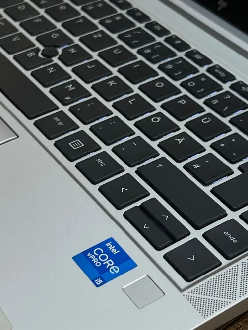 HP EliteBook 840 G8 Tactile - i5 1145G7 - 16Go - 512Go - Intel Iris Xe Graphics 