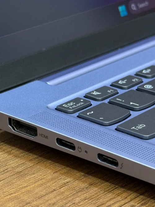 Lenovo IdeaPad Slim 5 2K - i5 1340P - 16Go - 1To - Intel Iris Xe GRaphics