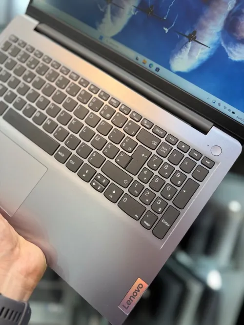 Lenovo IdeaPad 3 FHD - i3 1115G4 - 8Go Ram - 512Go SSD - Intel UHD Graphics