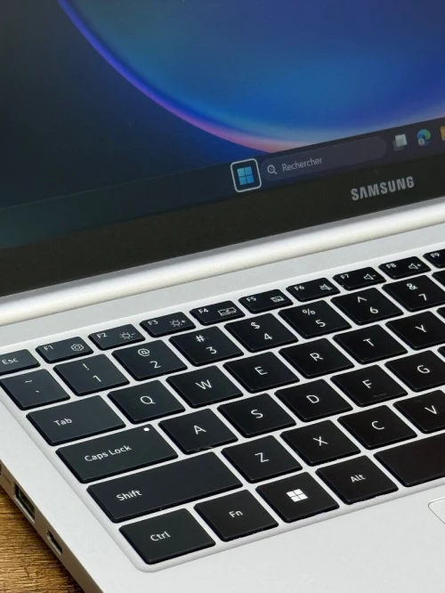 Samsun Galaxy Book 4 FHD - Intel Core 5 120U - 16Go - 512Go - Intel R Graphics