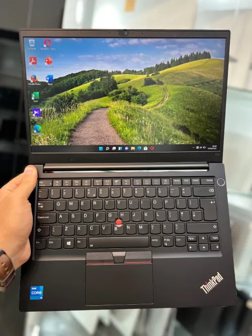 Lenovo ThinkPad E14 - i5 1135G7 - 16Go - 512Go - Intel Iris Xe Graphics 