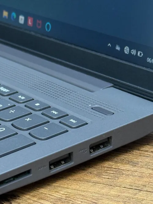 Lenovo IdeaPad Slim 5 FHD - Ryzen 7 5700U - 8Go - 512Go - Radeon Graphics