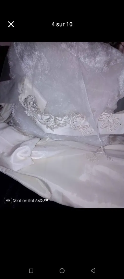 Ensembl(4 pieces jupe haut et serwal chelka,convient comme bedroun (tenue dekhla) pour mariée taille