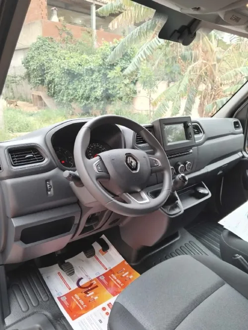 Renault MASTER 2025