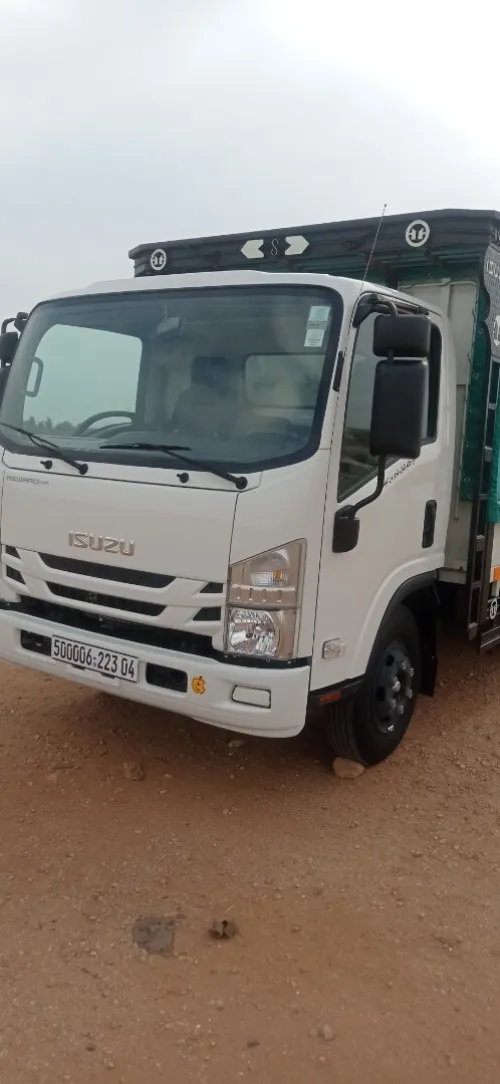 Isuzu Super 2023