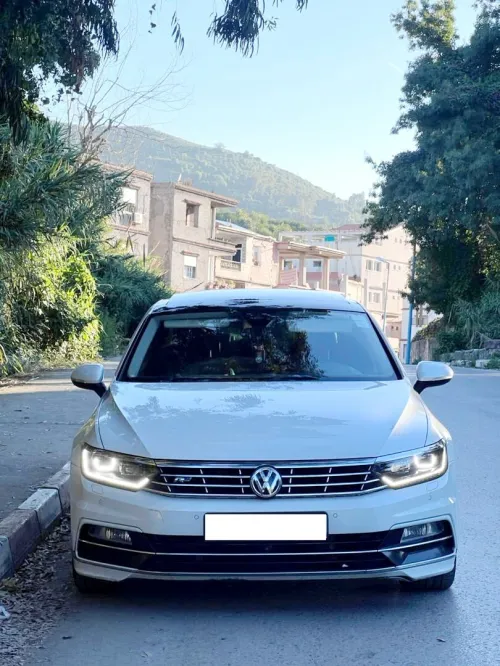 Volkswagen Passat 2017 R line