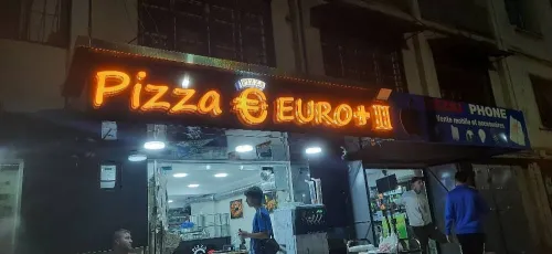 Plaques Publicitaires Et Panneaux Lumineux (اللوحات الإعلانية واللوحات المضيئة)