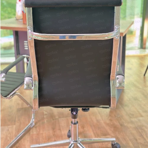 Chaise PDG NOBLE opérateur noir de la marque Mobix dz