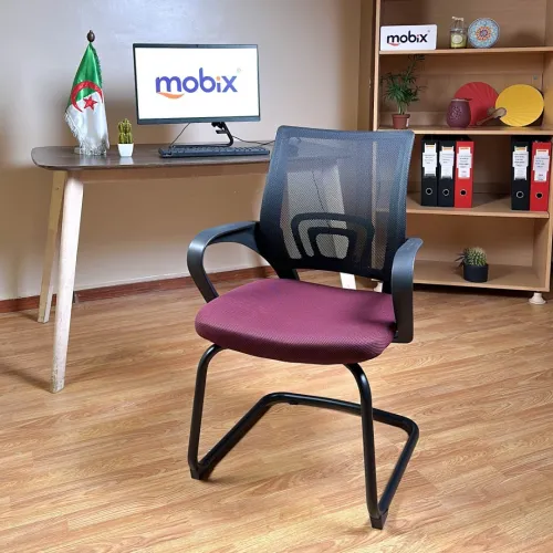 Chaise visiteur filet couleur grenat et dos noir de Mobix dz