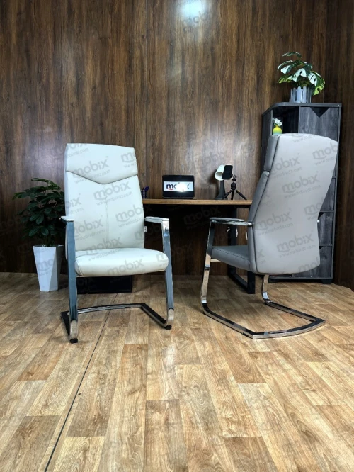 Chaise de bureau AKAR de production algérienne