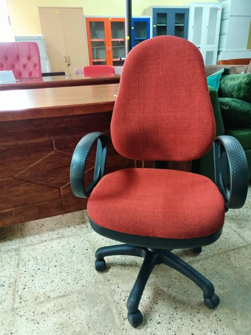 Chaise dactylo en polyuréthane