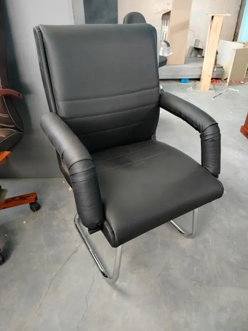 Chaise visiteur ergonomique