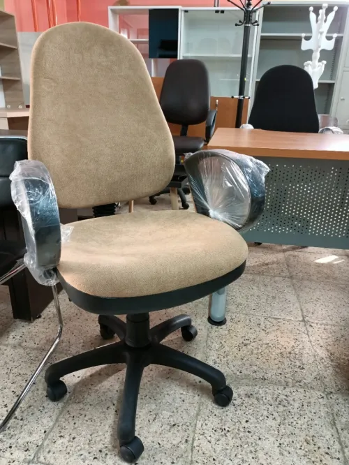 Chaise dactylo en polyuréthane