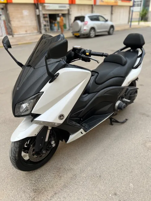 Yamaha Tmax iron1 2015