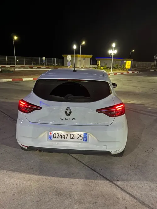 Renault Clio 5 2021 Business plus