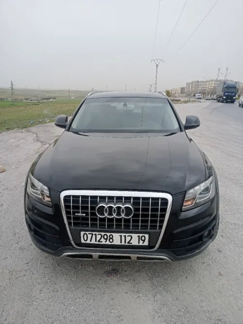 Audi Q5 2012 Off Road