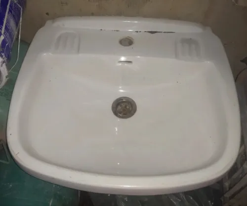 À vendre : Lavabo mural  pour salle de bain