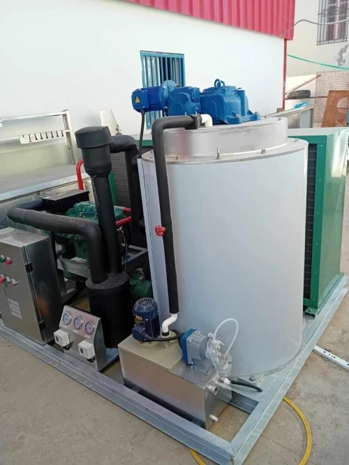MACHINE A GLACE 