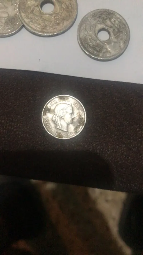 Les Pieces de 5 francs  2 francs 1 francs..